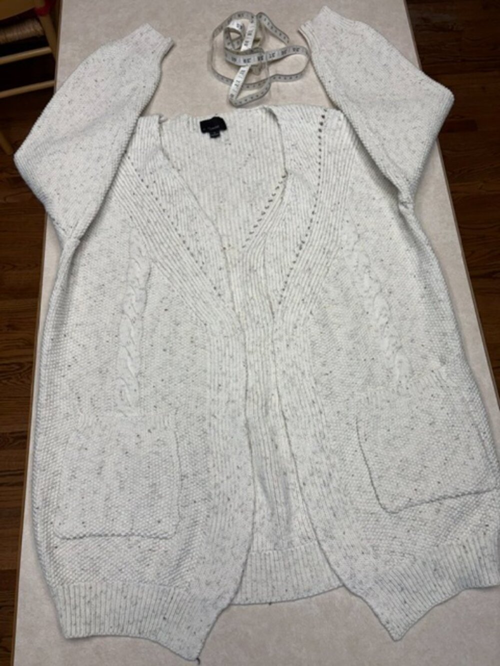 Lumiere long cardigan oatmeal cable+rice stitch sz S never worn